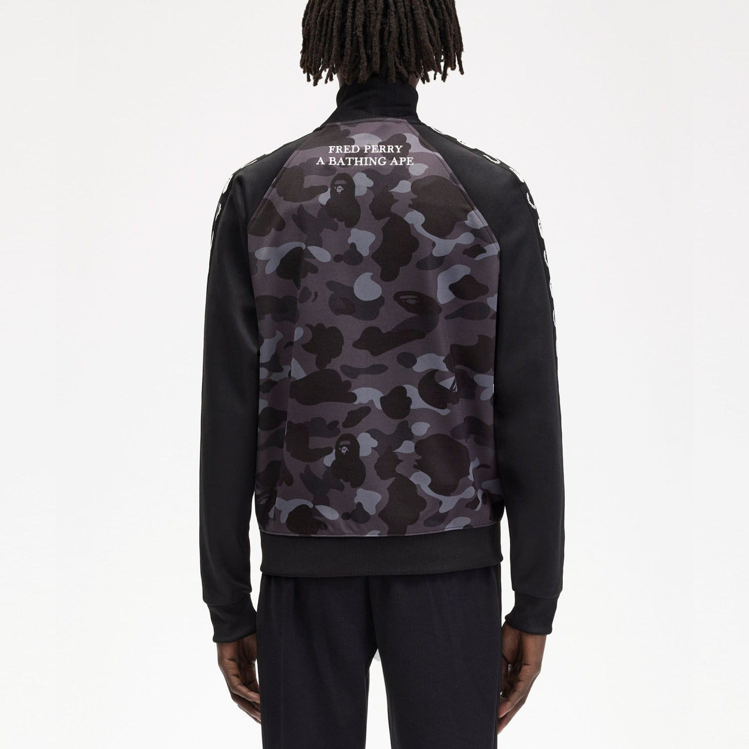 Бомбер Fred Perry Bape Track Jacket по акционной цене в аутлет